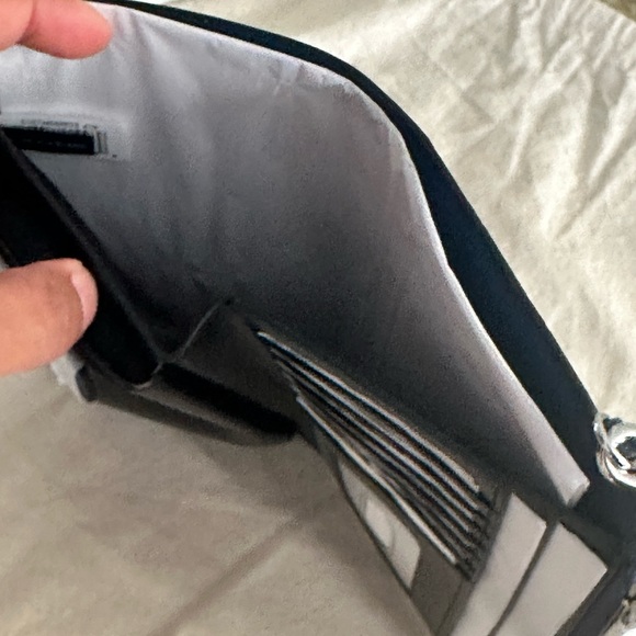 New Marc Jacob phone wristlet - Picture 6 of 9